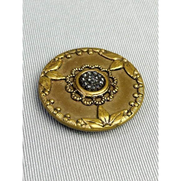 Other - Vintage Leaf Design Large Metal‎ Marcasite Style Buttons Set Of 2 READ
